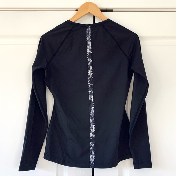 Athleta Swim Shirt Black Long Sleeve Fitted Rash guard T Shirt Scoop Neck Small - Picture 2 of 7